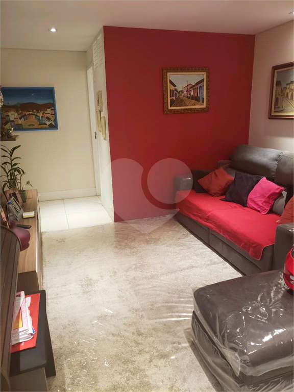 APARTAMENTO em BOM RETIRO