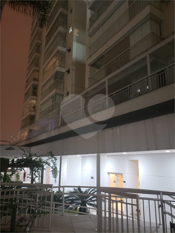 APARTAMENTO em BOM RETIRO
