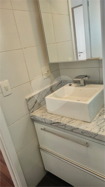 APARTAMENTO em BOM RETIRO