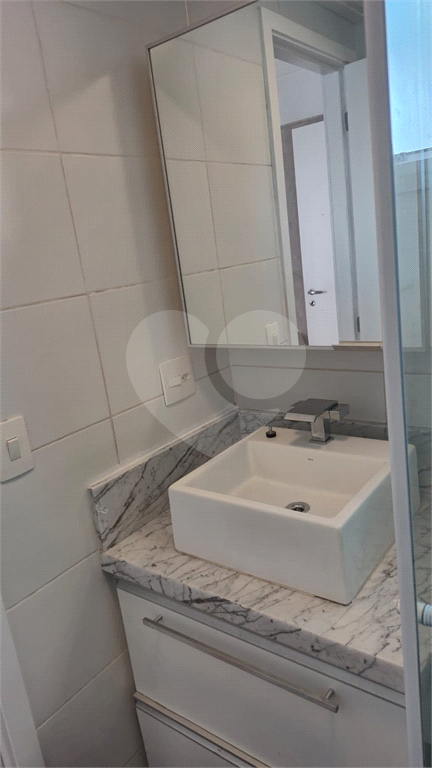APARTAMENTO em BOM RETIRO