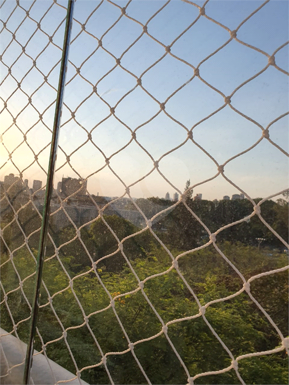 APARTAMENTO em BOM RETIRO