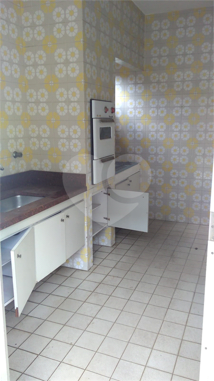 Casa Comercial - Lapa