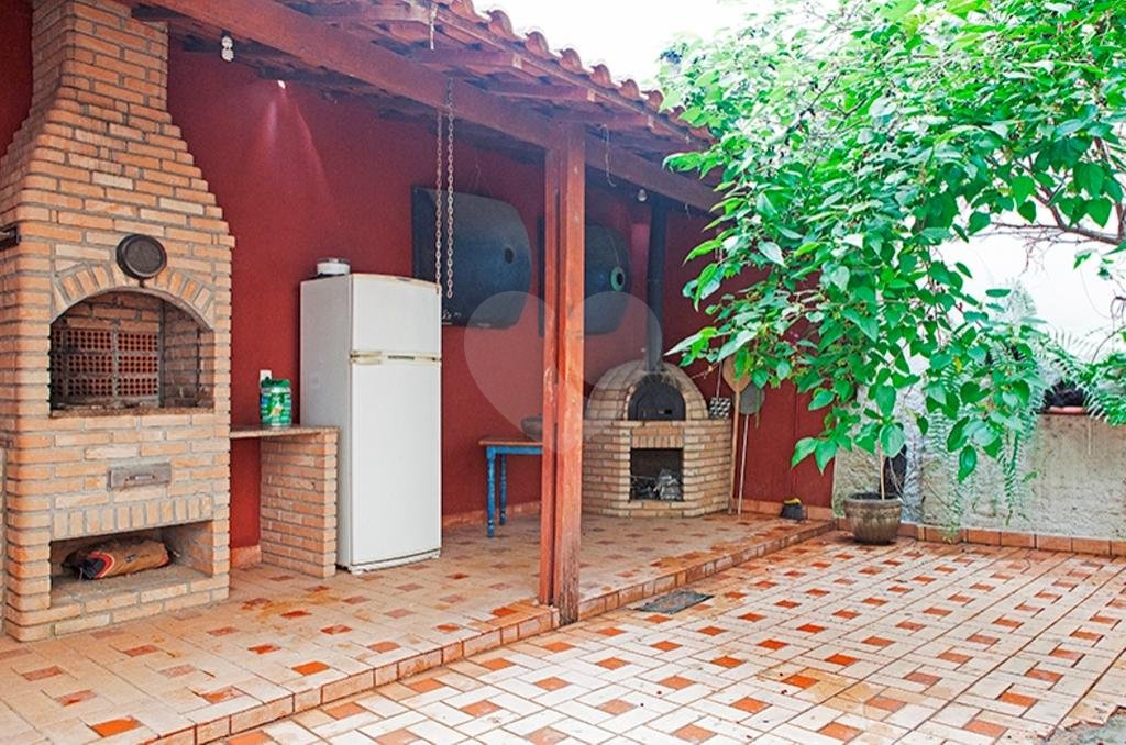 APARTAMENTO NA VOLUNTARIOS DA PATRIA