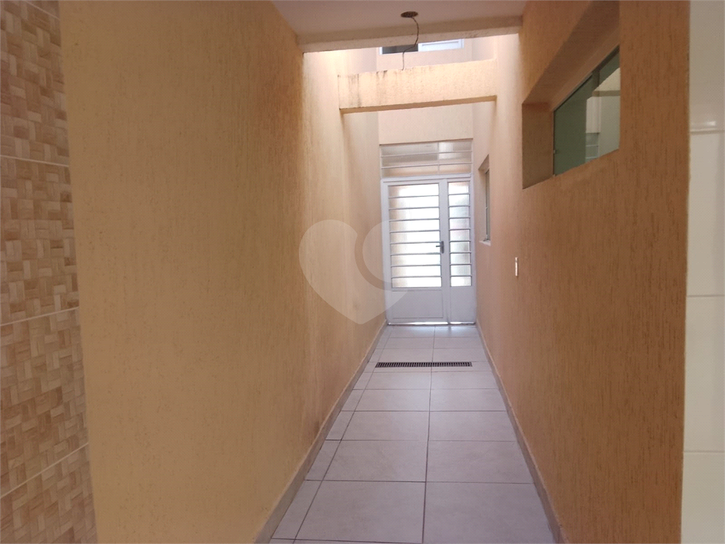 Sobrado novo para venda no Limão. 3 quartos (1suíte), quintal, 4 vagas. 