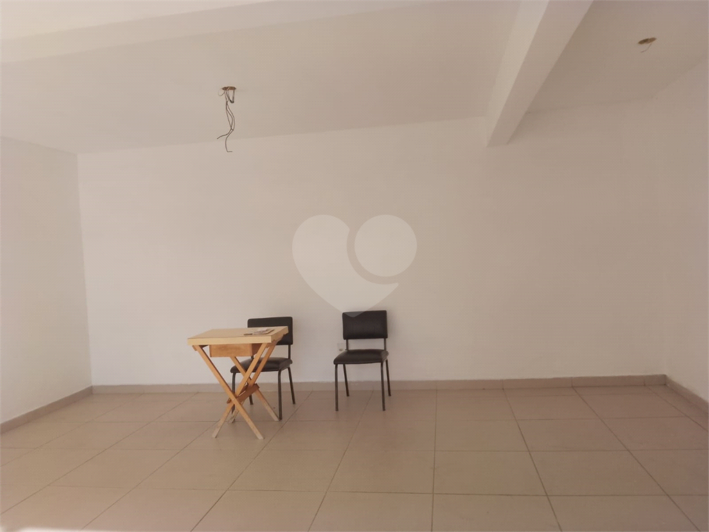 Sobrado novo para venda no Limão. 3 quartos (1suíte), quintal, 4 vagas. 