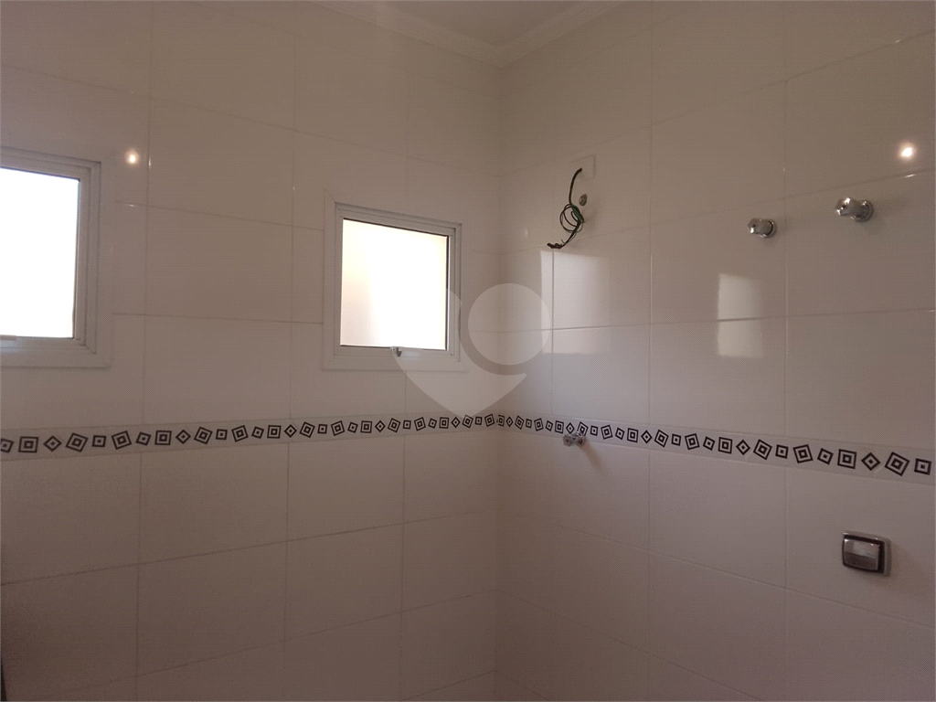 Sobrado novo para venda no Limão. 3 quartos (1suíte), quintal, 4 vagas. 