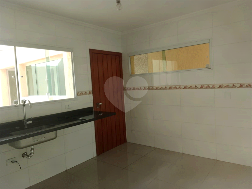 Sobrado novo para venda no Limão. 3 quartos (1suíte), quintal, 4 vagas. 