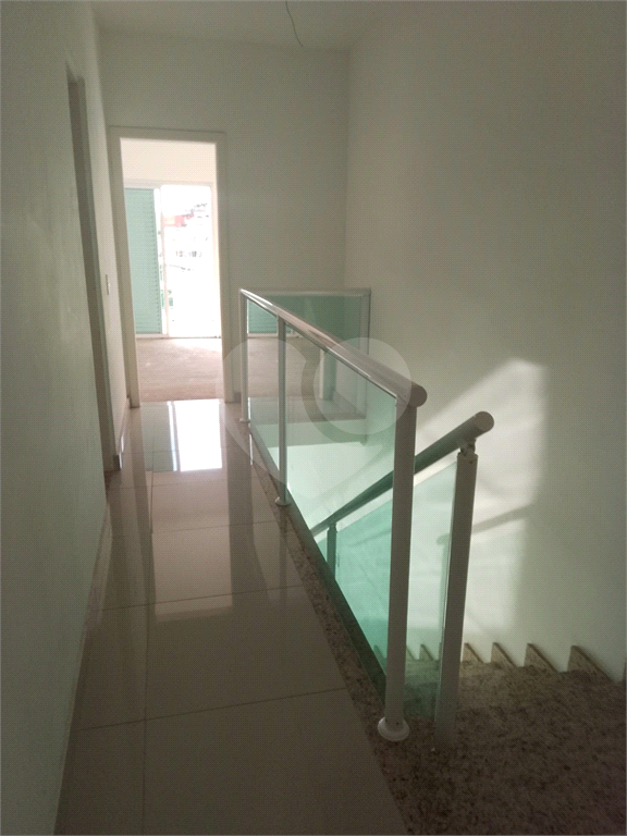 Sobrado novo para venda no Limão. 3 quartos (1suíte), quintal, 4 vagas. 