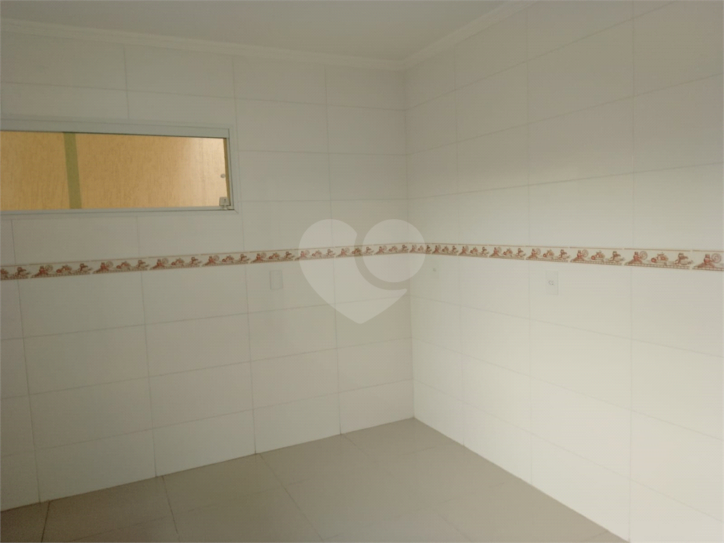 Sobrado novo para venda no Limão. 3 quartos (1suíte), quintal, 4 vagas. 