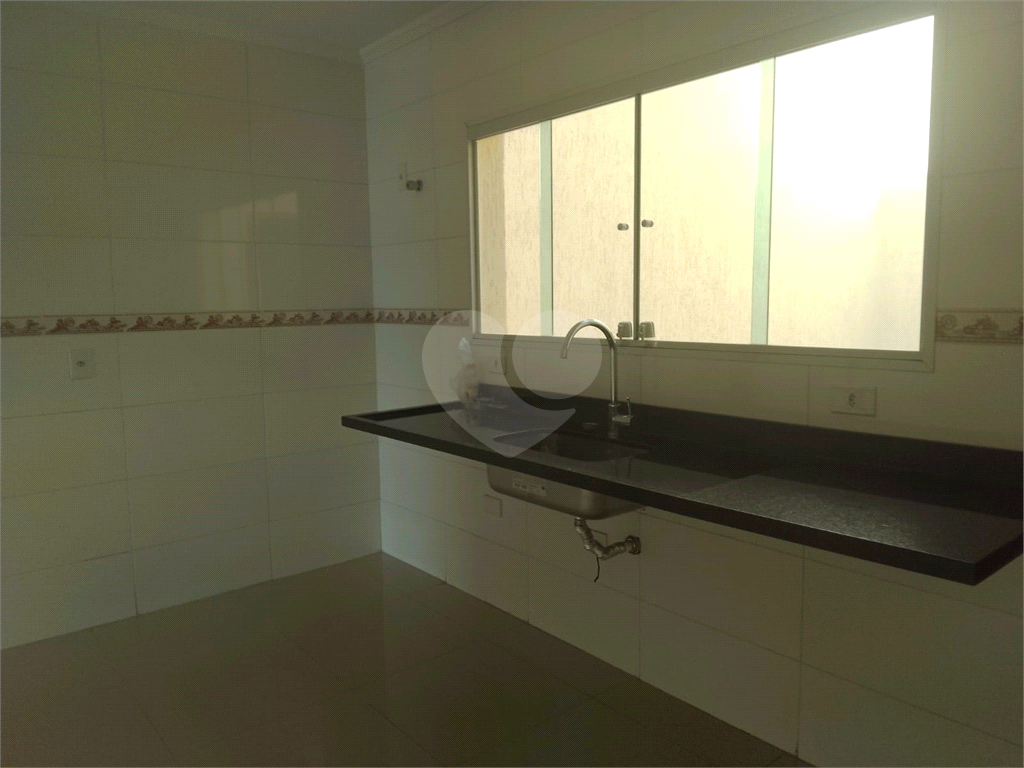 Sobrado novo para venda no Limão. 3 quartos (1suíte), quintal, 4 vagas. 