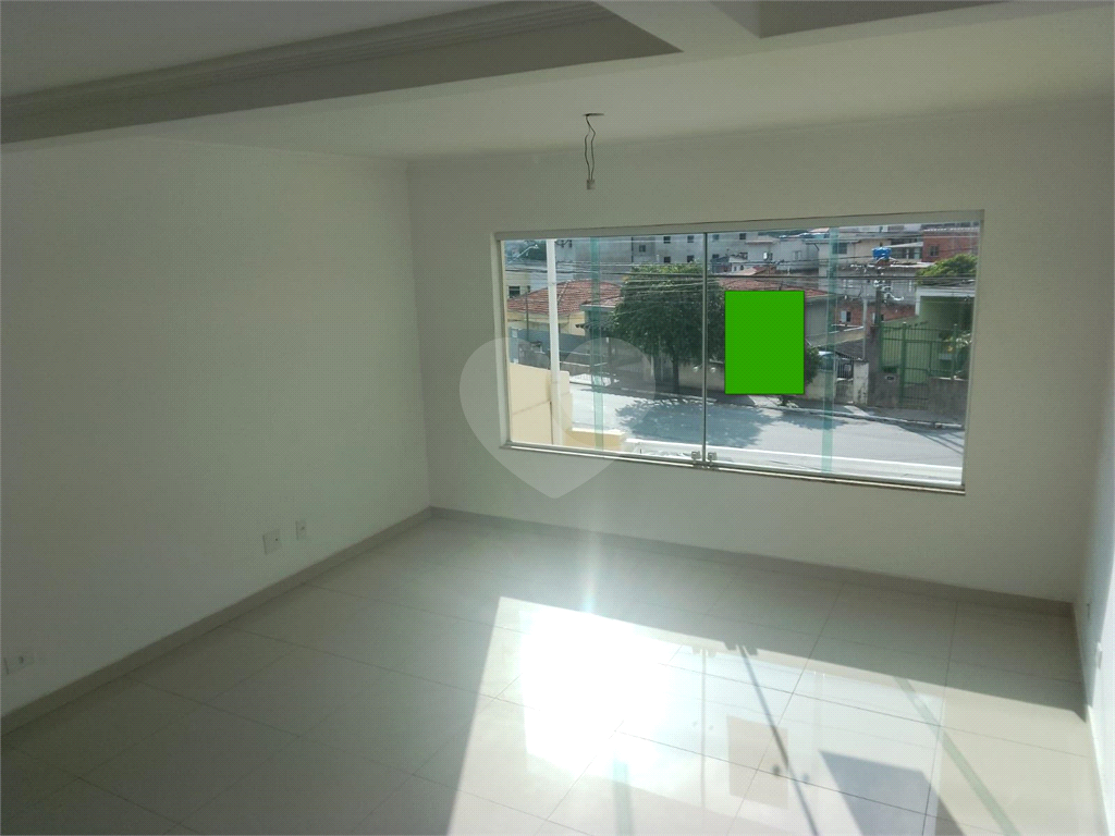 Sobrado novo para venda no Limão. 3 quartos (1suíte), quintal, 4 vagas. 