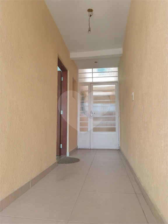 Sobrado novo para venda no Limão. 3 quartos (1suíte), quintal, 4 vagas. 