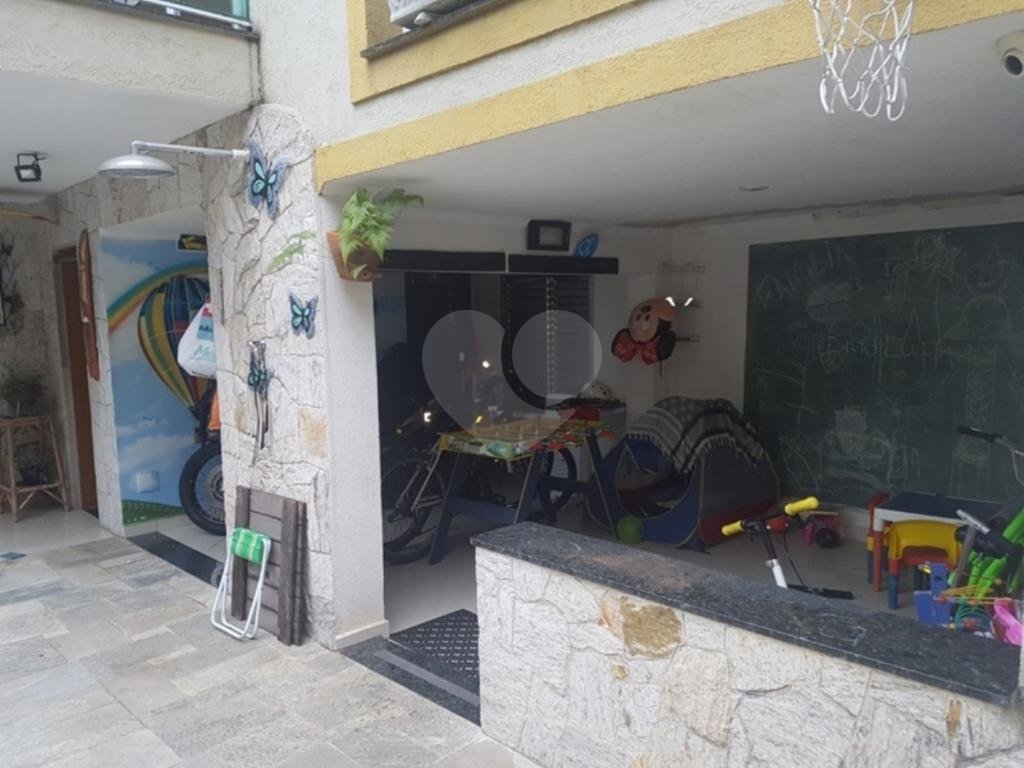 SOBRADO em SANTANA