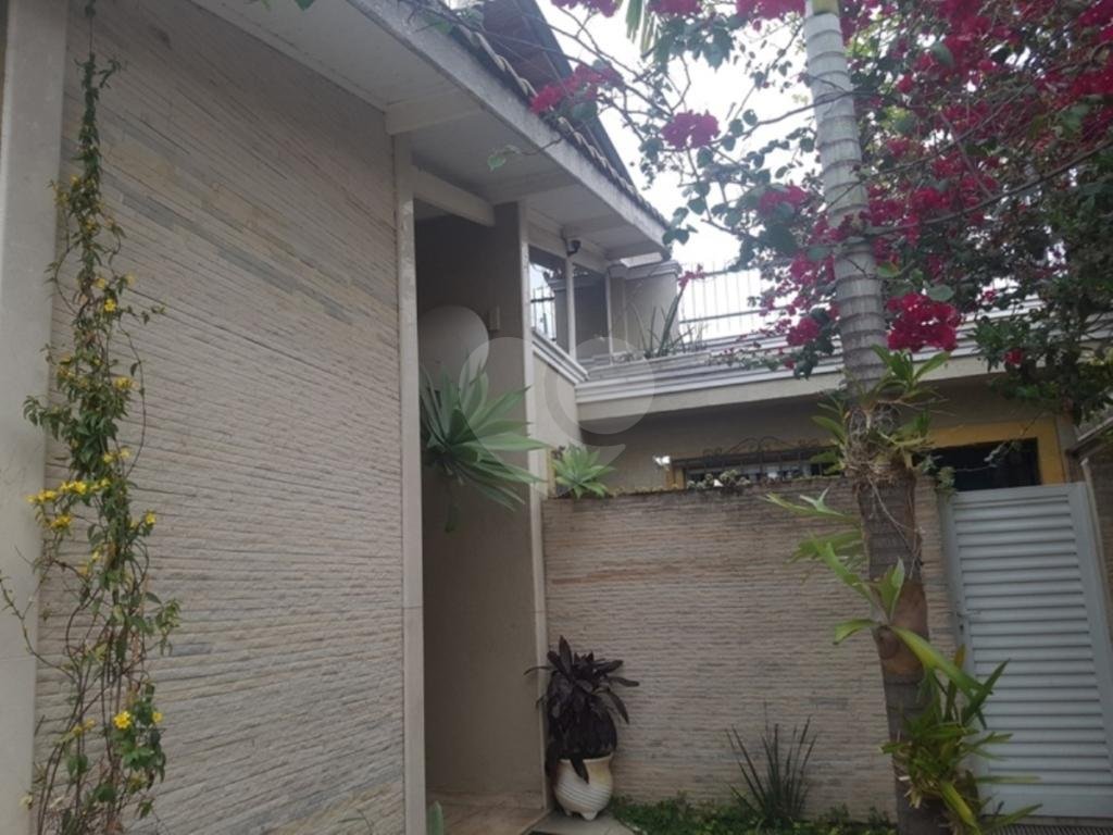 SOBRADO em SANTANA