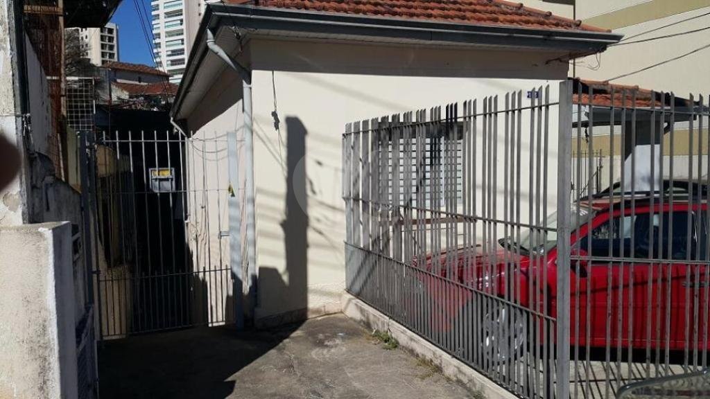 terreno no bairro de Santa Terezinha com 350 m²
