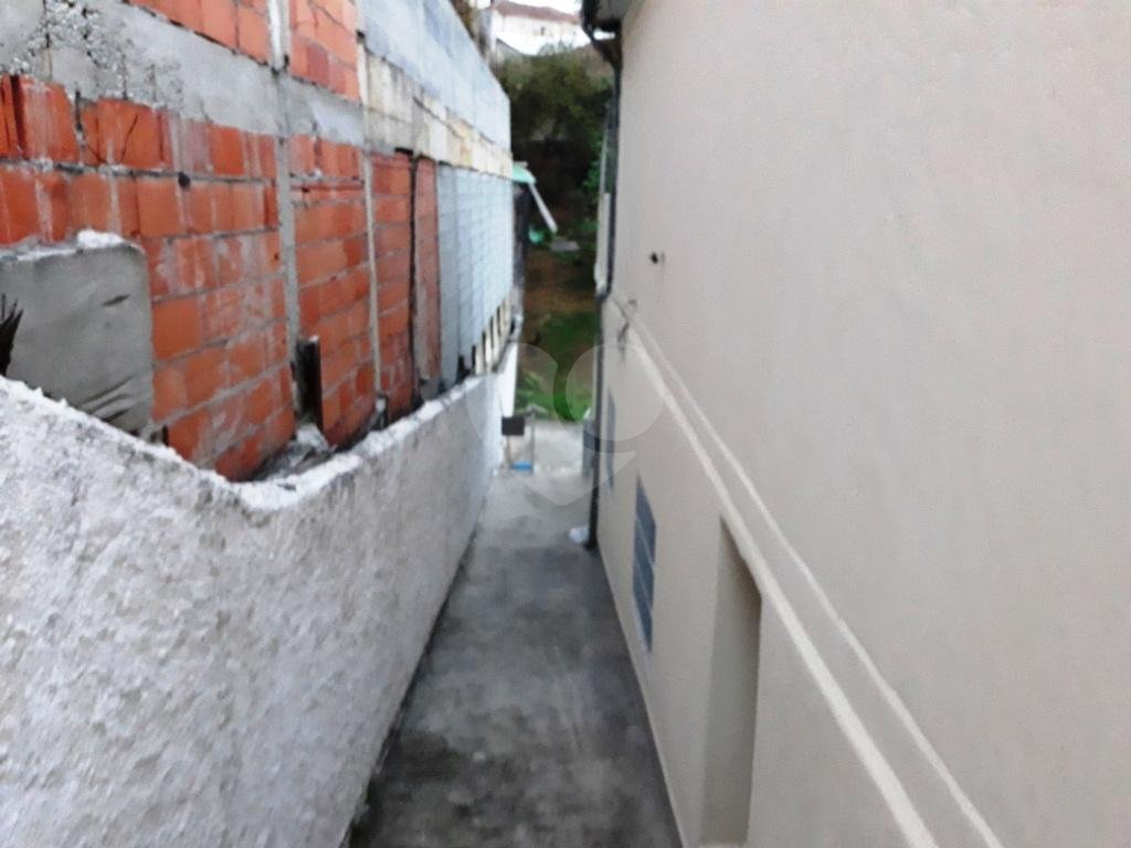 terreno no bairro de Santa Terezinha com 350 m²
