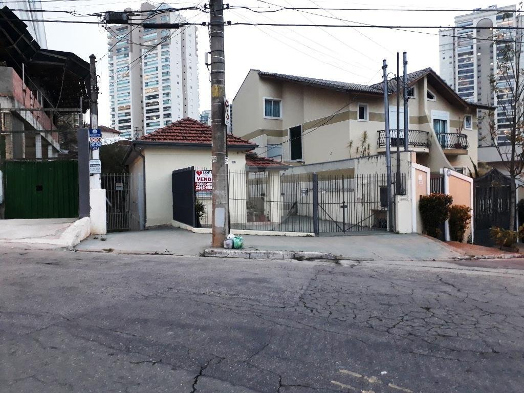 terreno no bairro de Santa Terezinha com 350 m²