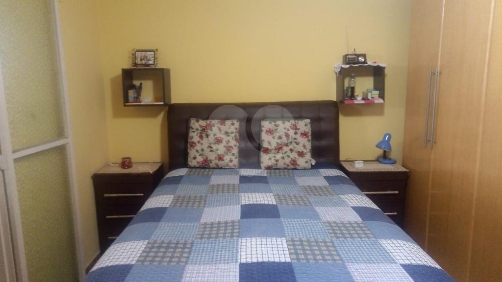 Lindo sobrado. Região do Lauzane, a 500 metros do Shop Santana Parque, 3 dormitórios , 1 suite. 