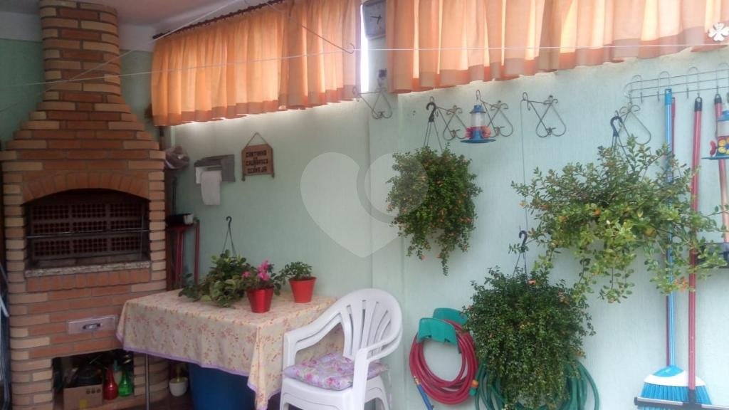 Lindo sobrado. Região do Lauzane, a 500 metros do Shop Santana Parque, 3 dormitórios , 1 suite. 