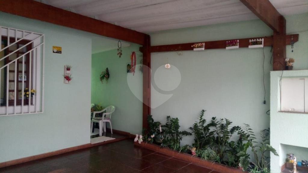 Lindo sobrado. Região do Lauzane, a 500 metros do Shop Santana Parque, 3 dormitórios , 1 suite. 