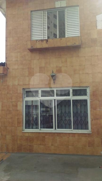 Ótima casa no Mandaqui, travessa da Santa inês com 3 dormitórios e vaga, são 247m2 de terreno.