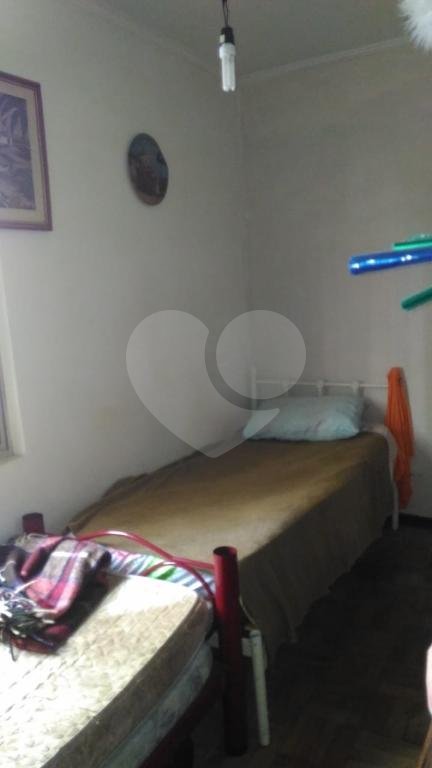 Ótima casa no Mandaqui, travessa da Santa inês com 3 dormitórios e vaga, são 247m2 de terreno.