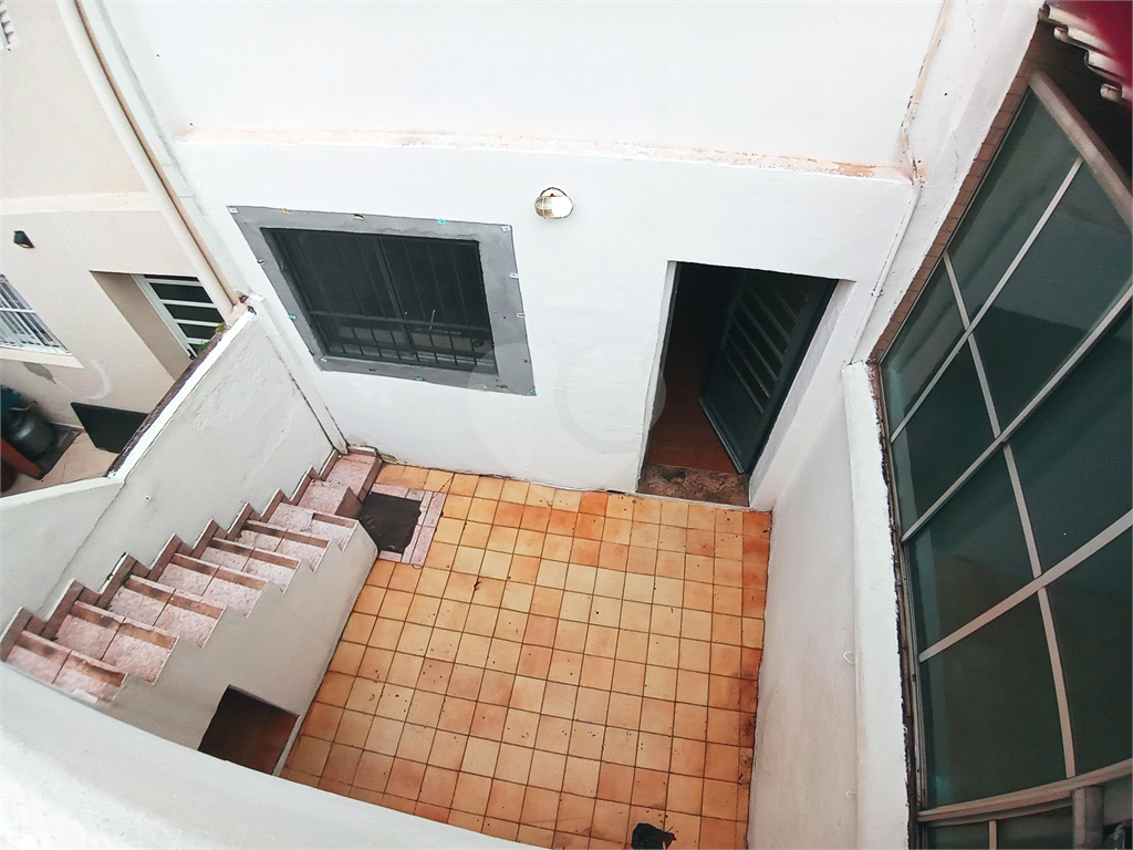 Sobrado, disponível para locação, com 2 dorms, 1 vaga, edícula - Santa Teresinha