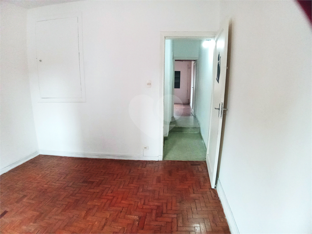 Sobrado, disponível para locação, com 2 dorms, 1 vaga, edícula - Santa Teresinha