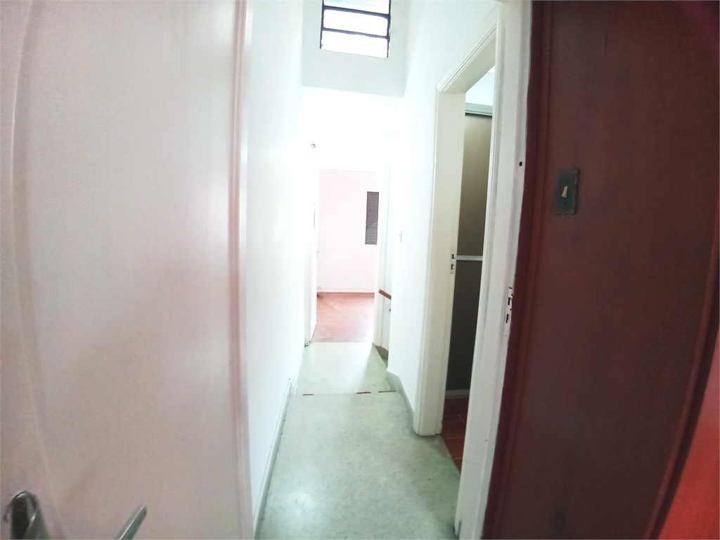 Sobrado, disponível para locação, com 2 dorms, 1 vaga, edícula - Santa Teresinha