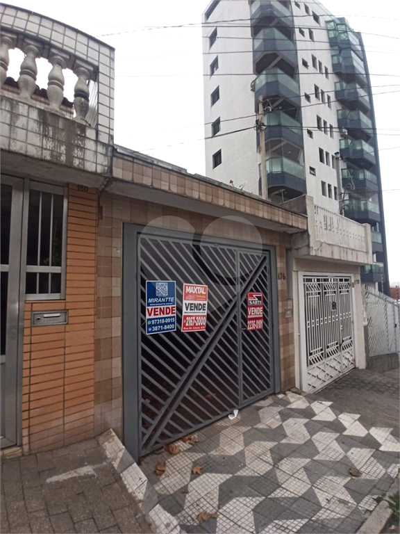 Sobrado, disponível para locação, com 2 dorms, 1 vaga, edícula - Santa Teresinha