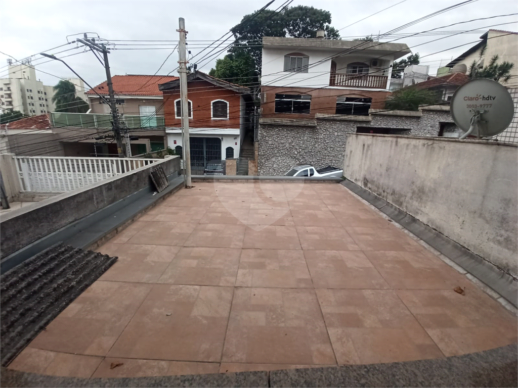 Sobrado, disponível para locação, com 2 dorms, 1 vaga, edícula - Santa Teresinha