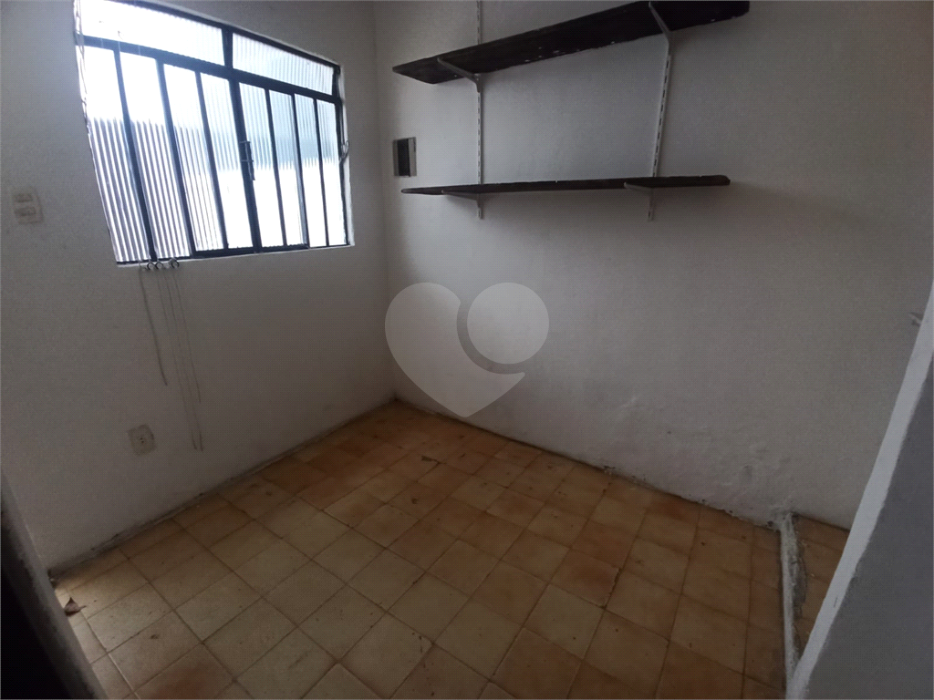 Sobrado, disponível para locação, com 2 dorms, 1 vaga, edícula - Santa Teresinha