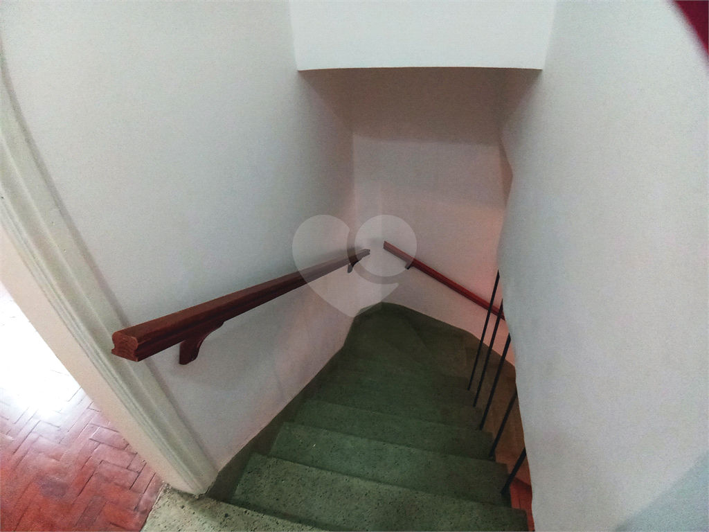 Sobrado, disponível para locação, com 2 dorms, 1 vaga, edícula - Santa Teresinha