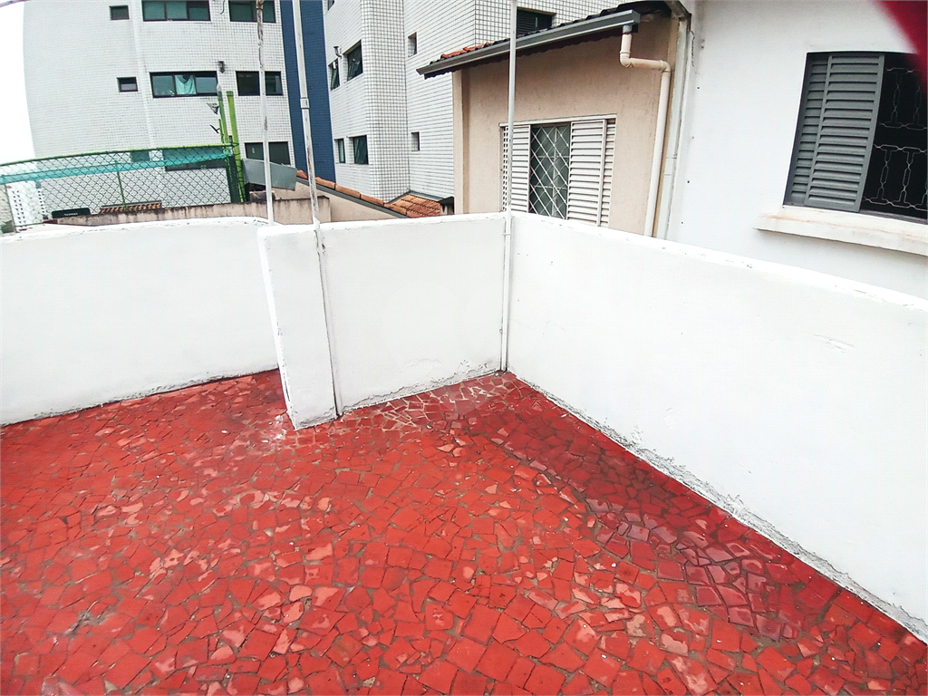 Sobrado, disponível para locação, com 2 dorms, 1 vaga, edícula - Santa Teresinha
