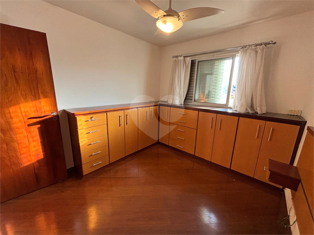 Apartamento andar alto, excelente localização, região da Santa Terezinha em Santana