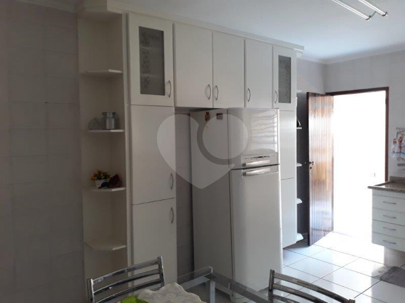 Sobrado à venda e aluguel com 3 quartos, 120m² - Foto 8