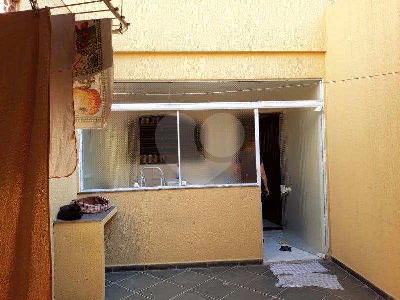 Sobrado à venda e aluguel com 3 quartos, 120m² - Foto 17