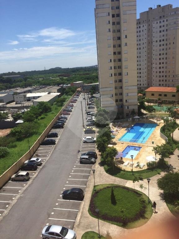 APARTAMENTO em VILA VENDITTI