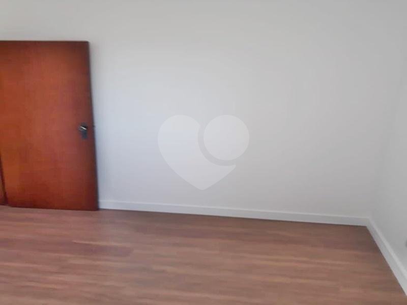 Apartamento à venda com 2 quartos, 62m² - Foto 15