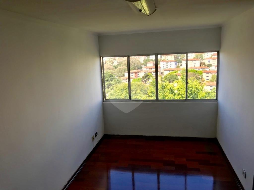 Apartamento à venda com 2 quartos, 64m² - Foto 4