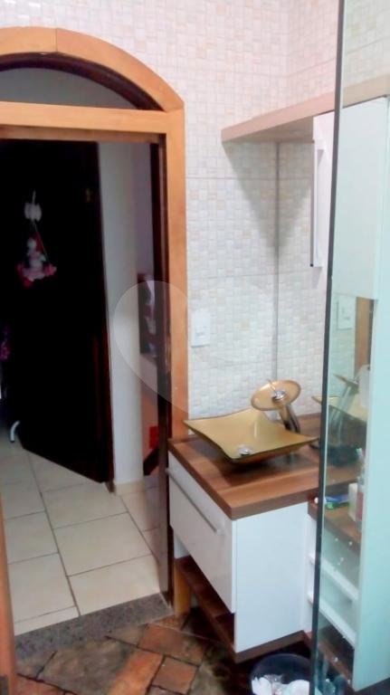 Lindo Sobrado com Edícula para a Venda
