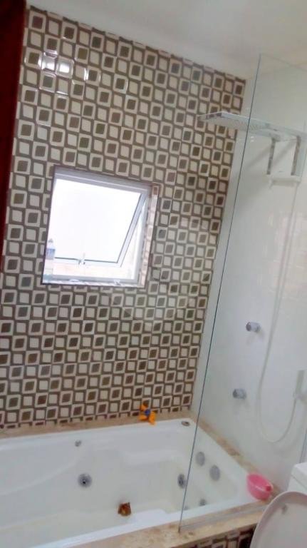 Lindo Sobrado com Edícula para a Venda