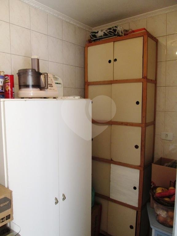 Apartamento à venda com 3 quartos, 75m² - Foto 31