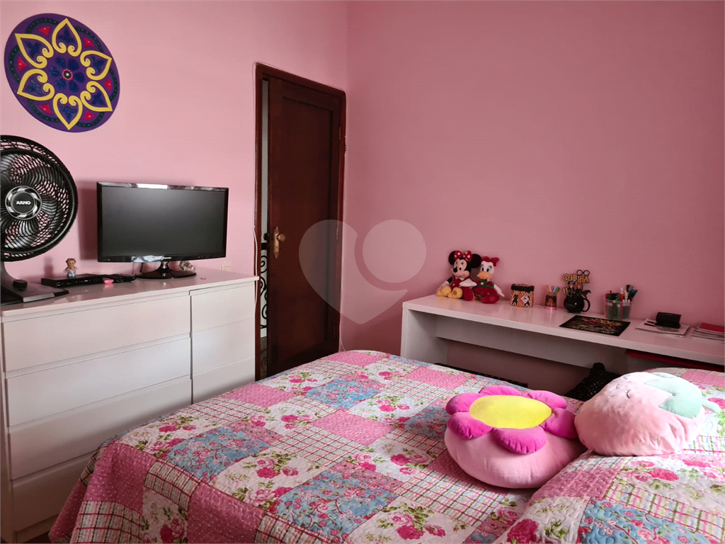 Casa com 3 dorm, 2 suítes, área gourmet, 4 vagas na Mooca