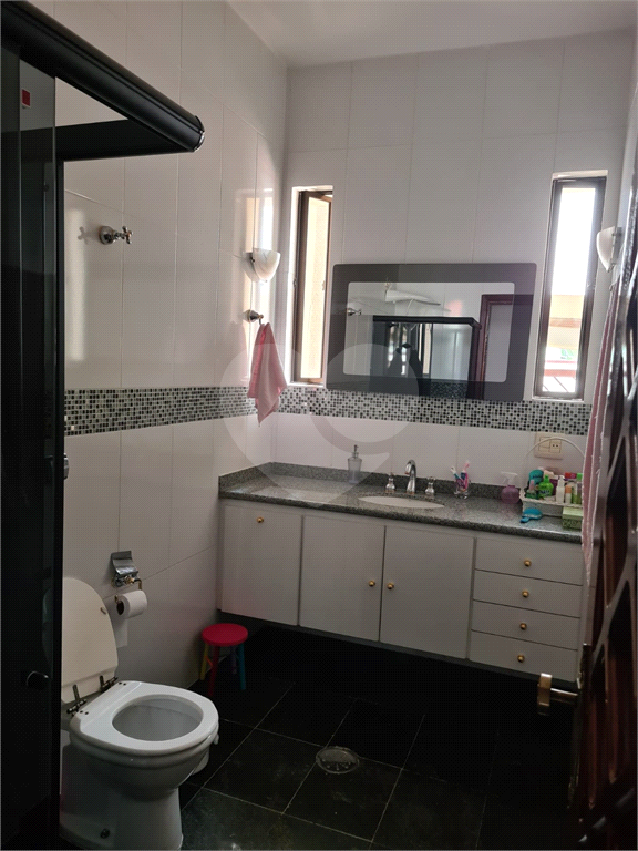 Casa com 3 dorm, 2 suítes, área gourmet, 4 vagas na Mooca
