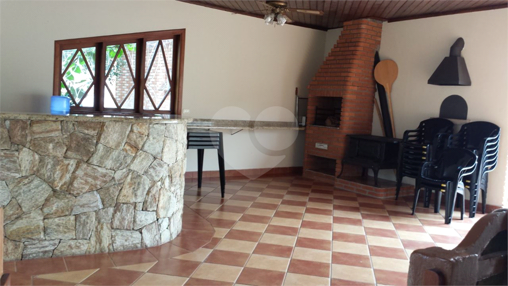 Casa com 3 dorm, 2 suítes, área gourmet, 4 vagas na Mooca