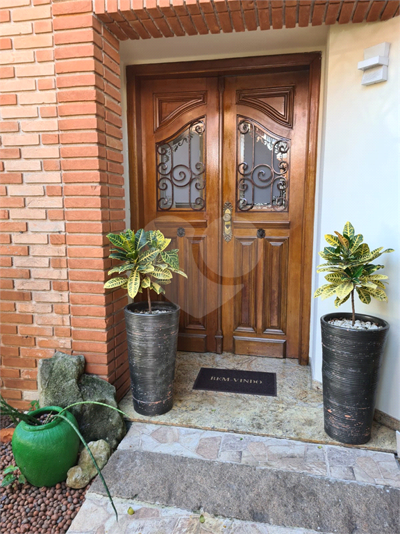 Casa com 3 dorm, 2 suítes, área gourmet, 4 vagas na Mooca