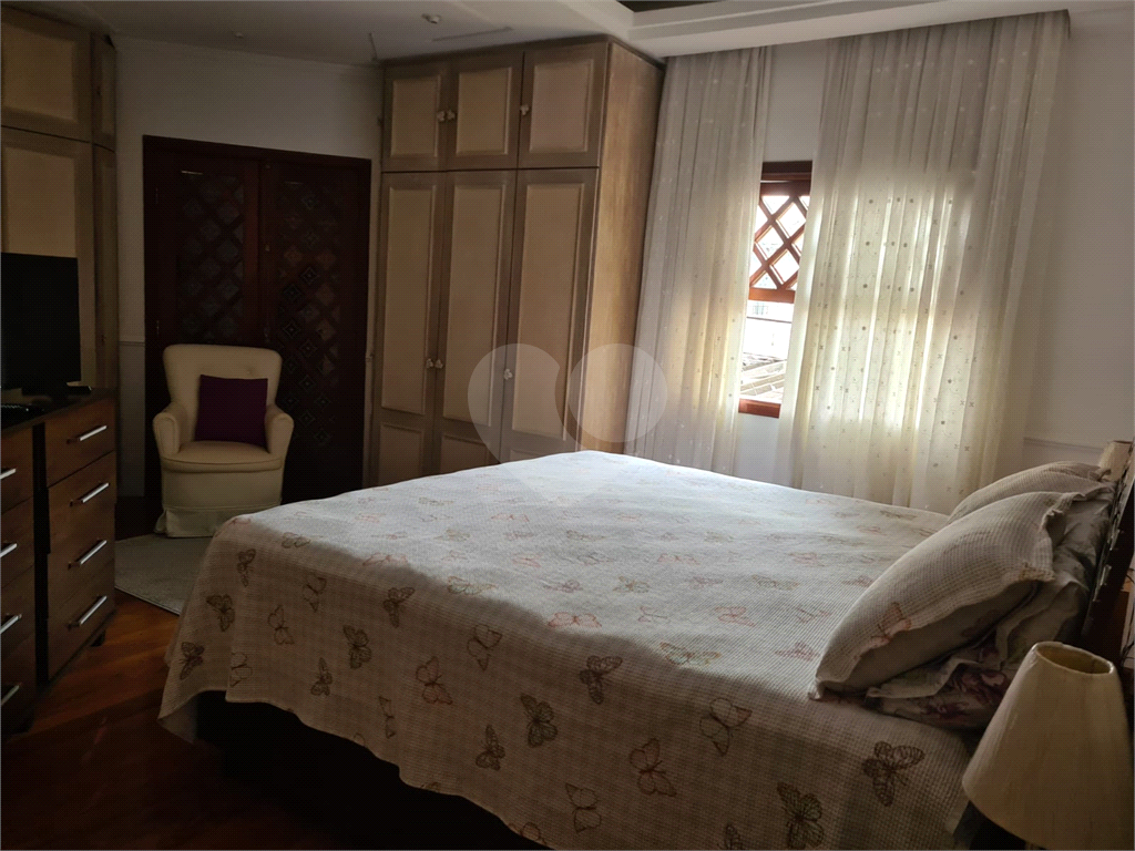Casa com 3 dorm, 2 suítes, área gourmet, 4 vagas na Mooca