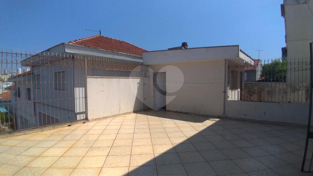 Casa à venda e aluguel com 4 quartos, 351m² - Foto 1