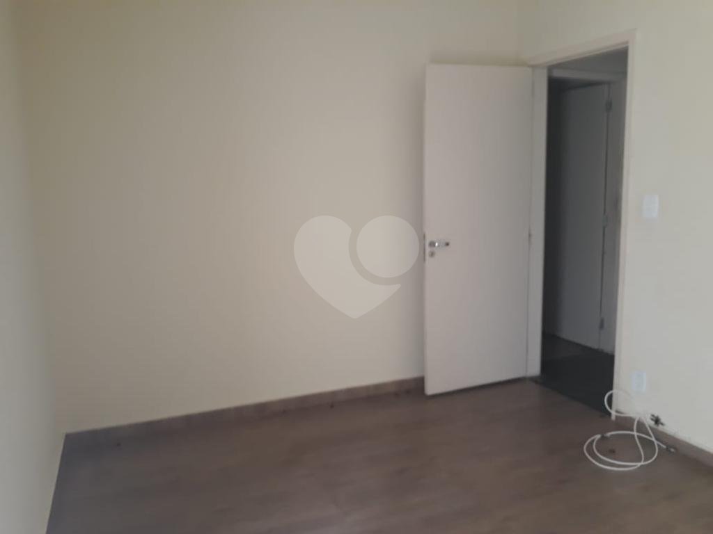 Casa à venda com 4 quartos, 194m² - Foto 19